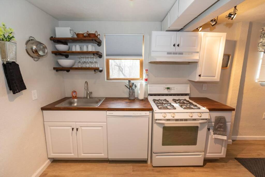 Cozy & Comfy Cottage In The City - W Parking Pittsburgh Dış mekan fotoğraf