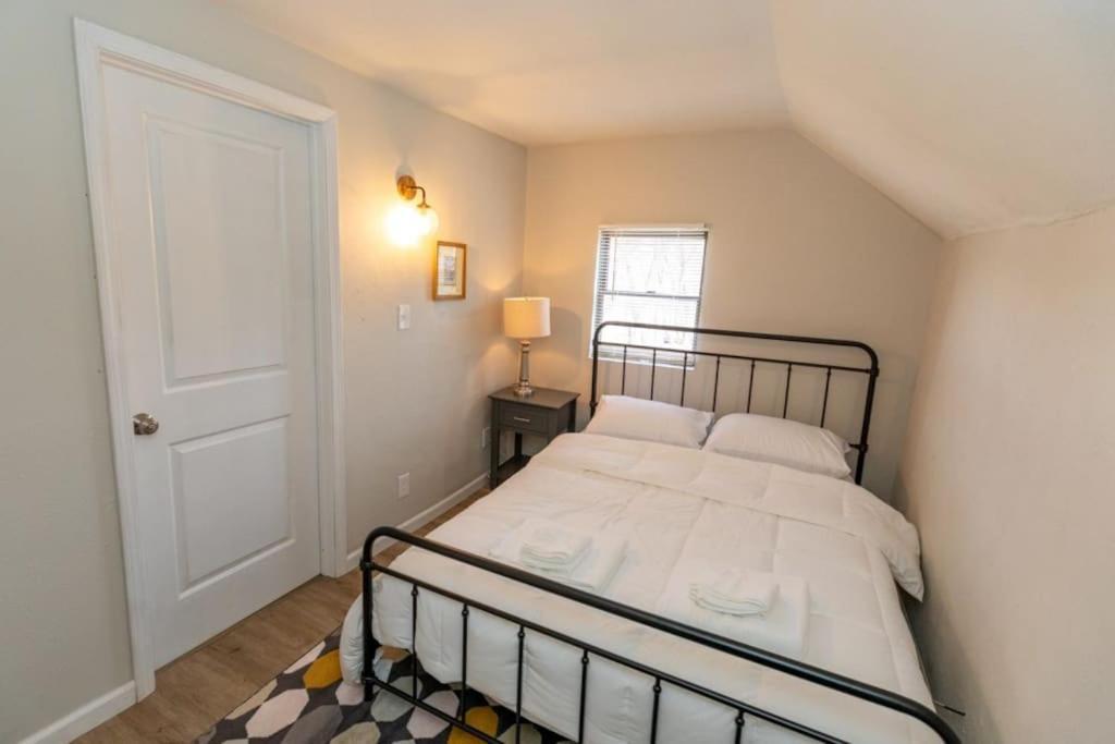 Cozy & Comfy Cottage In The City - W Parking Pittsburgh Dış mekan fotoğraf